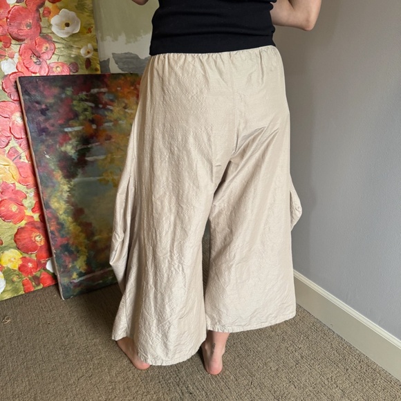 Vintage 'Dress to Kill' Khaki Pants - Picture 2 of 4